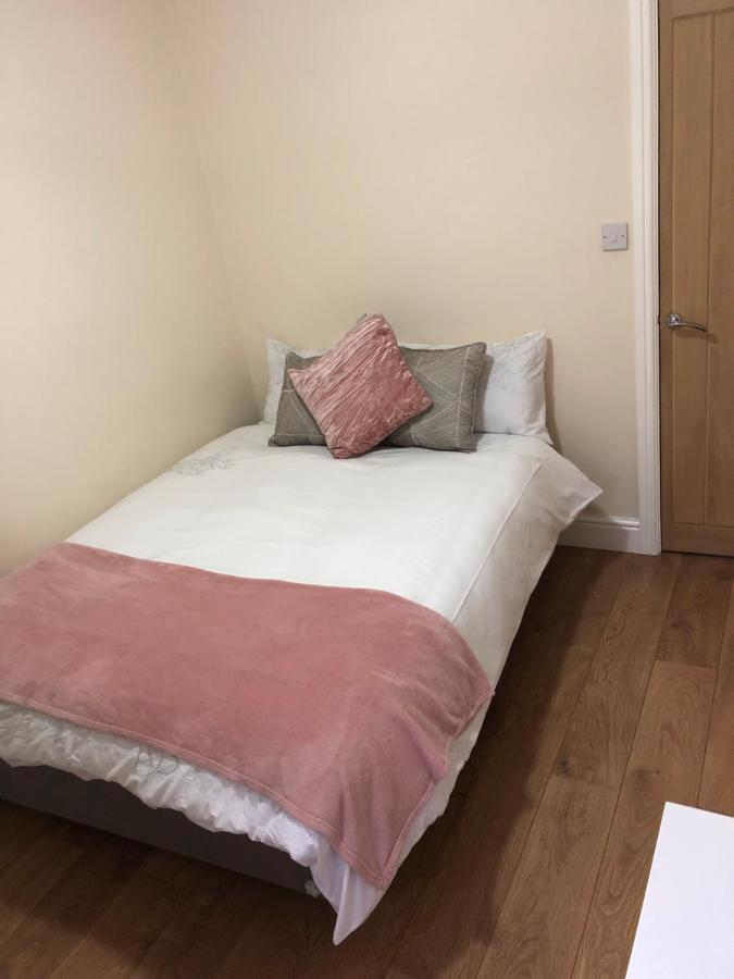 Big Room Rusholme With Tv And Private Bathroom-Parking&Wifi Manchester Exterior foto