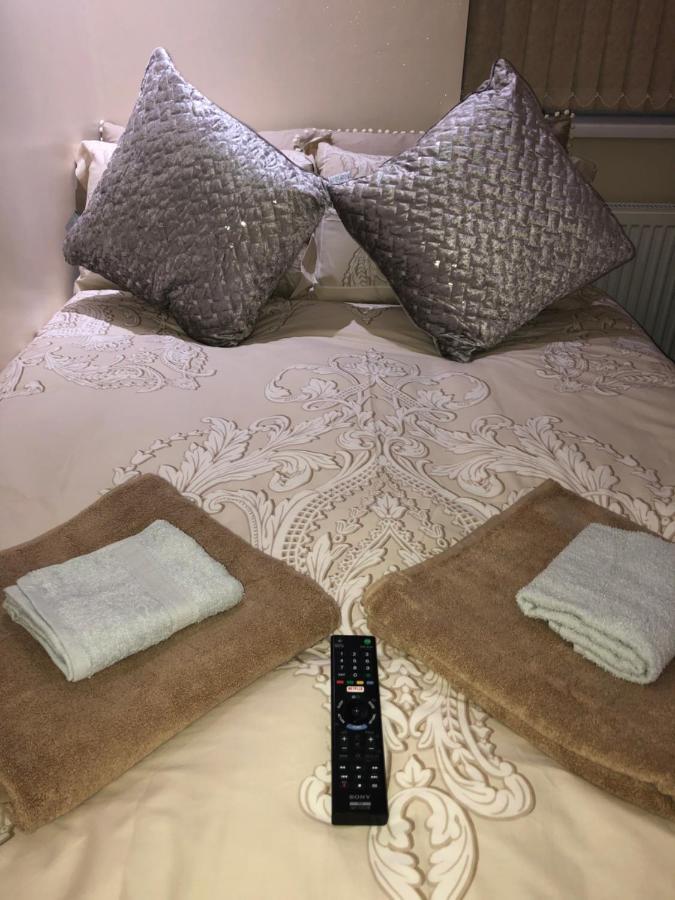 Big Room Rusholme With Tv And Private Bathroom-Parking&Wifi Manchester Exterior foto