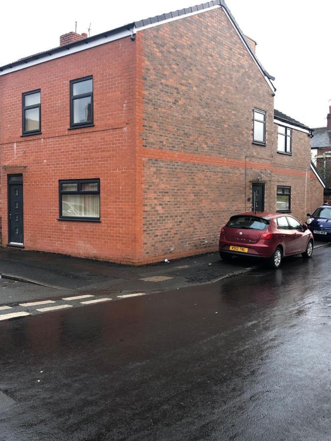 Big Room Rusholme With Tv And Private Bathroom-Parking&Wifi Manchester Exterior foto