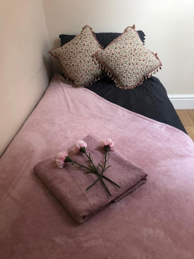 Big Room Rusholme With Tv And Private Bathroom-Parking&Wifi Manchester Exterior foto