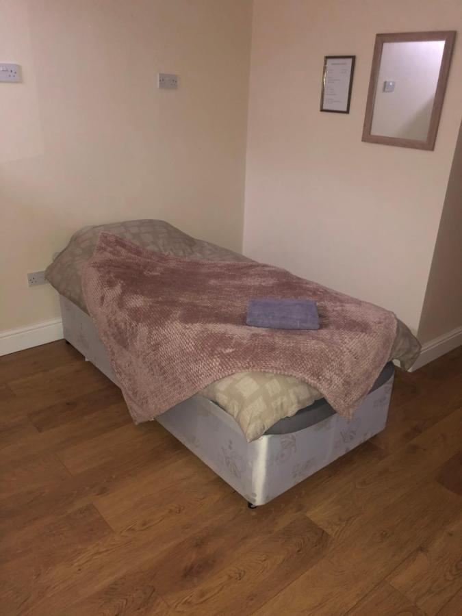 Big Room Rusholme With Tv And Private Bathroom-Parking&Wifi Manchester Exterior foto