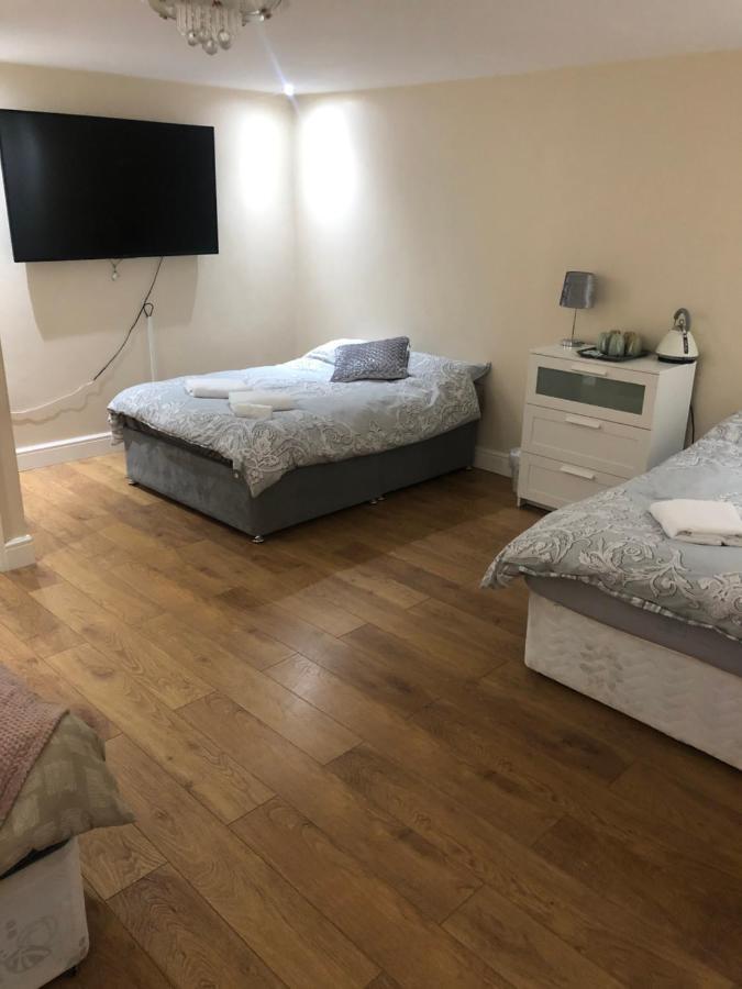 Big Room Rusholme With Tv And Private Bathroom-Parking&Wifi Manchester Exterior foto