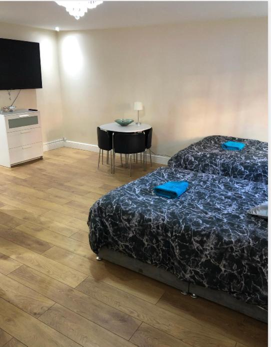 Big Room Rusholme With Tv And Private Bathroom-Parking&Wifi Manchester Exterior foto
