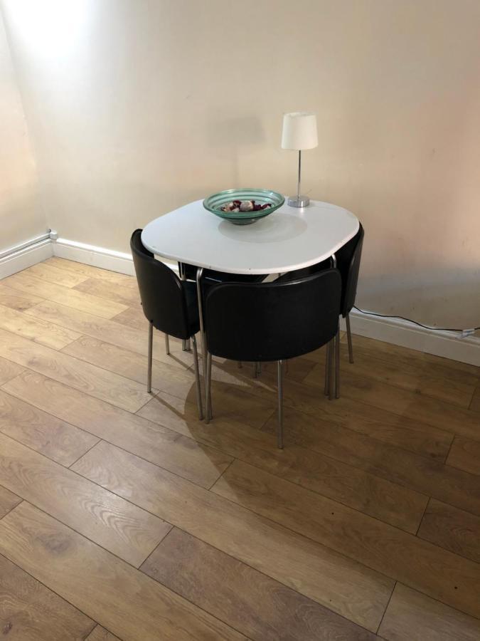 Big Room Rusholme With Tv And Private Bathroom-Parking&Wifi Manchester Exterior foto